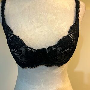 Vintage Victoria’s Secret GOLD LABEL stretch lace Demi bra 32C
